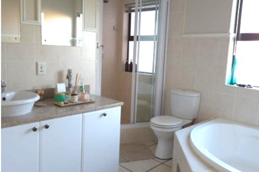 3 Bedroom Property for Sale in Langebaan Country Estate Western Cape